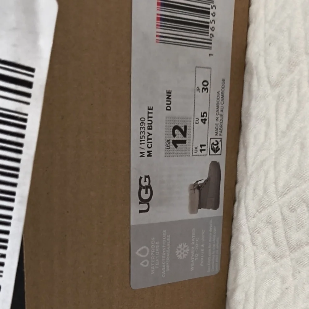 UGG Waterproof City Butte Dune Boot